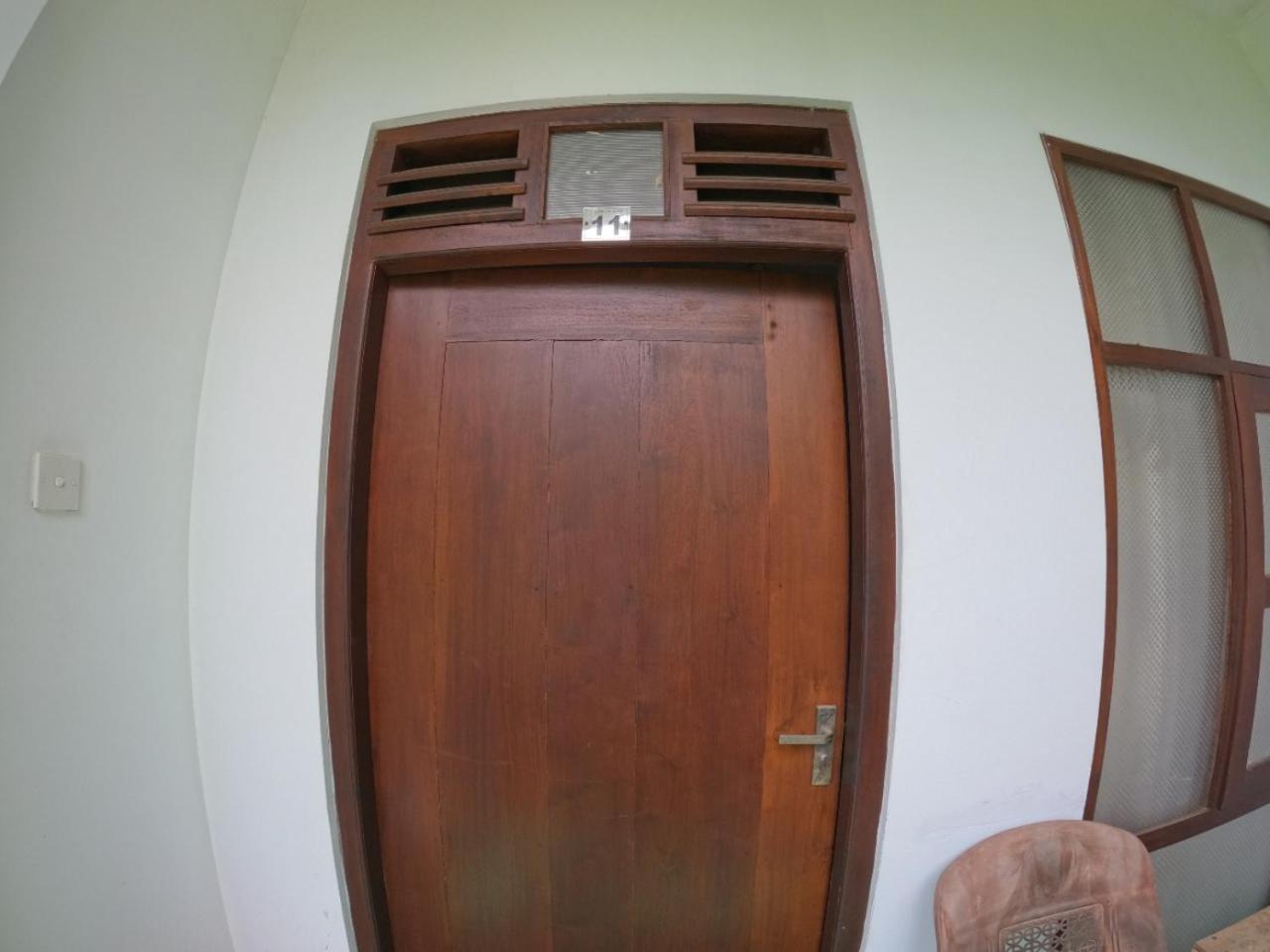 New Star Light Hotel Mirissa Bagian luar foto